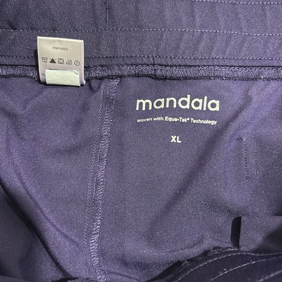 Mandala Scrub Set - Picture 6 of 7